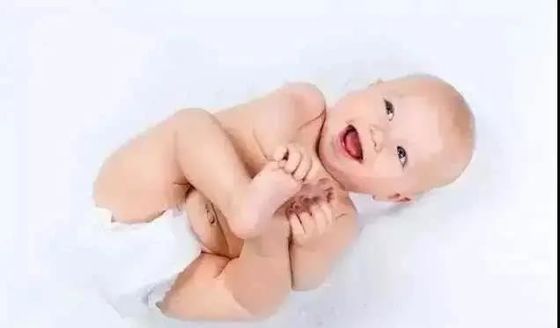 Leck-Verhinderungs-Kanal der Baby-Wegwerfwindel-Hosen-nicht Gewebes-Hosen-3D