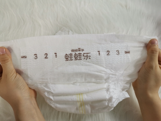 Umweltfreundliche Einweg-Babywindel 3D undicht in China