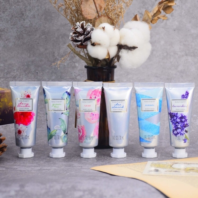 Nicht schmierige Formel absorbiert schnell Skincare-Körper, den Lotion verjüngte